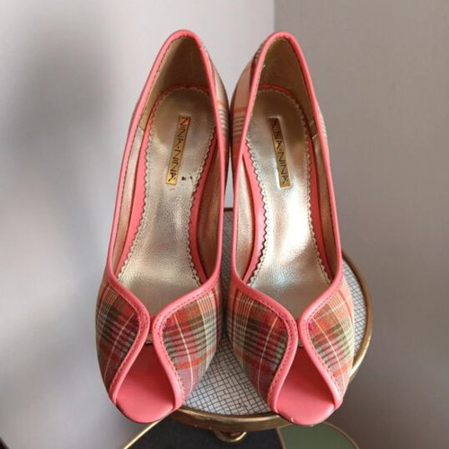 Nina-Nina plaid fabric peep toe pumps size 37