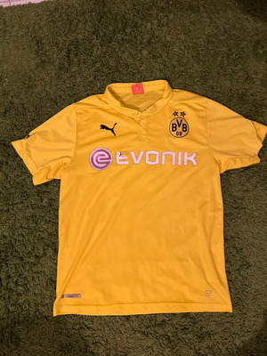 Borussia Dortmund jersey used, authentic, size Large with defect