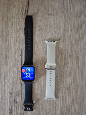 Smartwatch 1.75'' Aluminium Case like new with 2 silicone straps