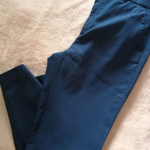 Zara women's pants size 42 used
