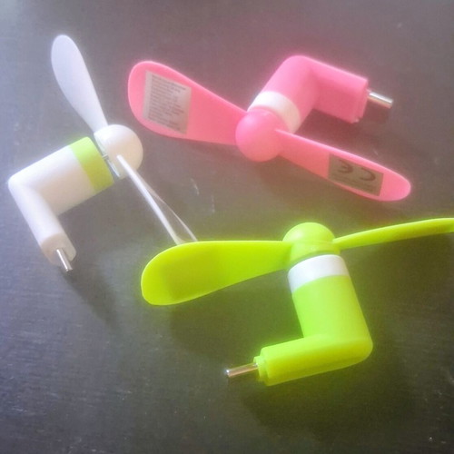 Usb fans for mobile phones