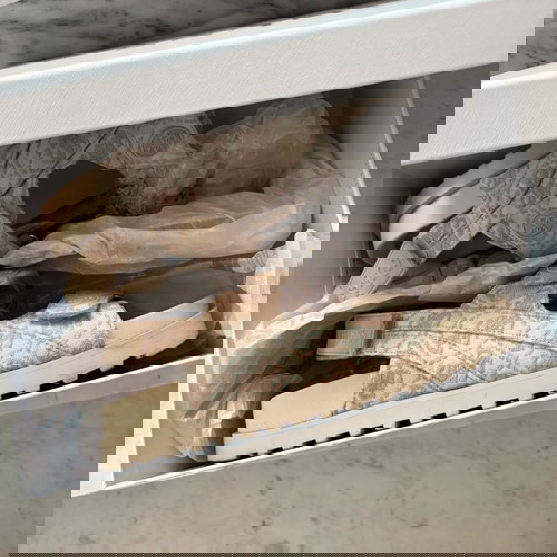 Guess σανδάλια μπεζ μονόγραμμα 39 σε άριστη κατάσταση