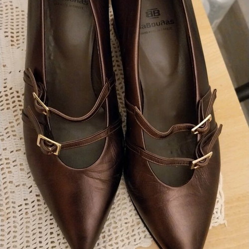 Baboulas bronze strap pumps like new, size 39