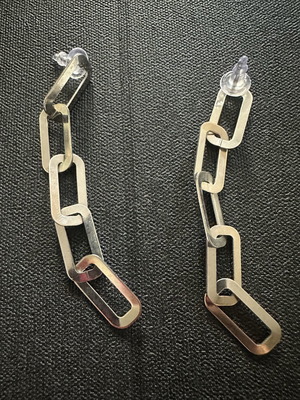 Chain drop earrings silver, like new