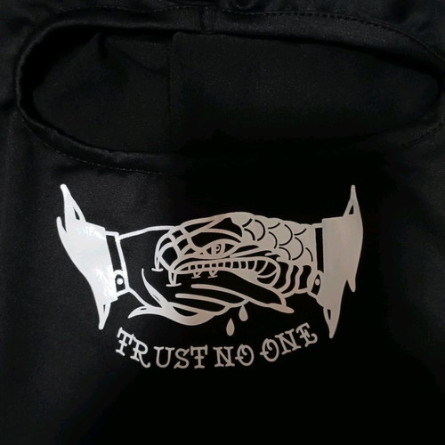 Full face new black with trust no one design