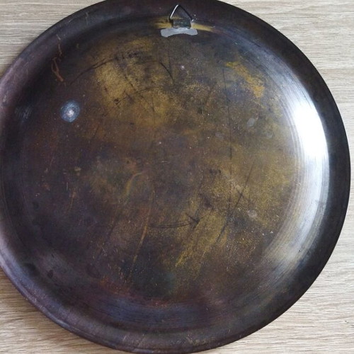 Religious souvenirs used, set of 5 melamine plates and 1 metal plate