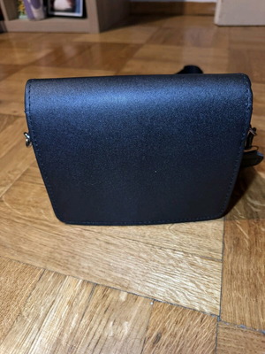 Black shoulder bag like new, can be used as handbag