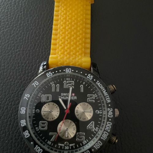 Swiss unisex watch like new, yellow and gold