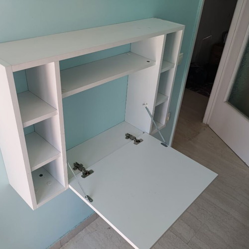 Wall Desk like new, dimensions 90×60×19.5 with extension 46×56