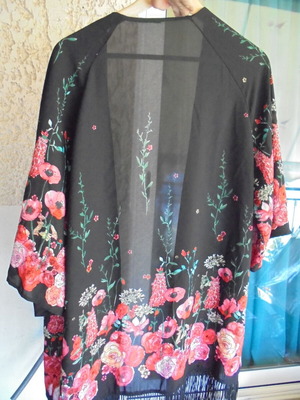 Kimono and caftan outerwear with fringes, new, one size