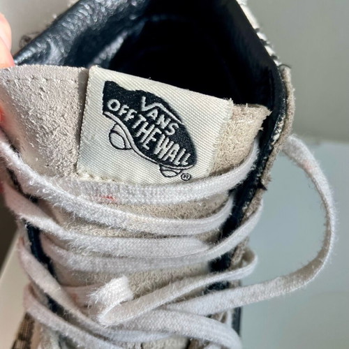 Vans unisex suede sneakers used, size 40, black and gray