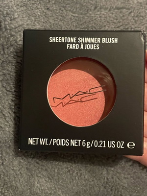 MAC Sheertone Shimmer Blush Peachykeen new