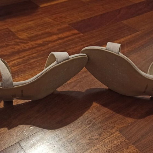 Bozikis women's beige sandals used, size 38