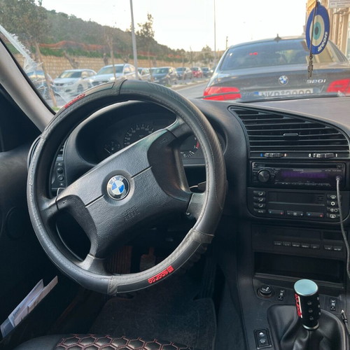 BMW E36 steering wheel with airbag