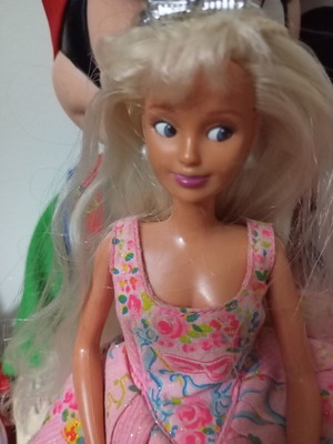 Sindy Magic Eyes collectible doll Hasbro 1995 used