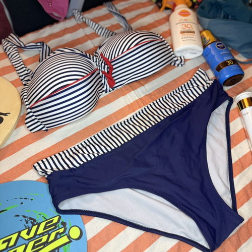 Ριγέ μπικίνι Navy Style σαν καινούργιο, σετ 2 τεμαχίων
