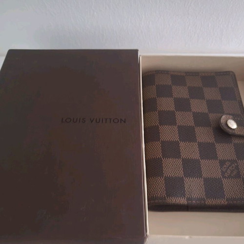 Louis Vuitton Damier agenda used, brown, with box