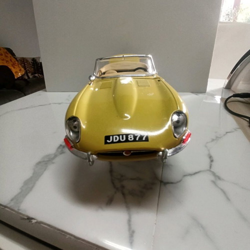 B-Borago Jaguar E Type cabriolet used, cast iron 1961
