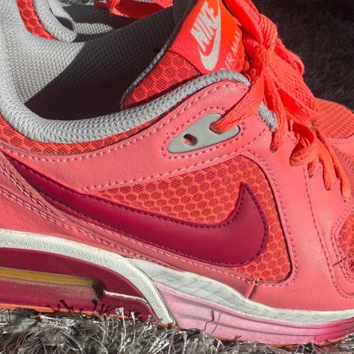 Nike Air Max athletic shoes like new, size 38.5, pink orange