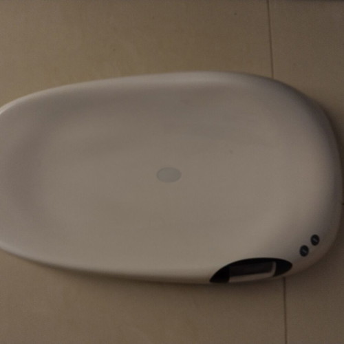 Baby scale with music used, slight yellowing