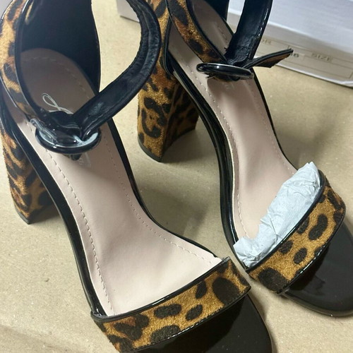 Mulanka women sandals new, suedette material