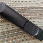 Portable guitar chord trainer with 6 frets and real strings