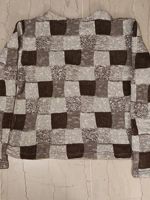 Checked pullover used, size Small, beige-brown