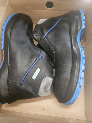 Work shoes new, size 41, black
