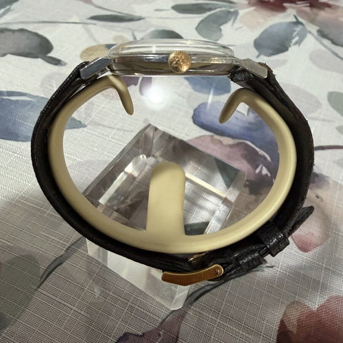 Zenith Vintage Watch used, gold crown, manual hand winding