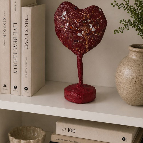 Pier-Mâché Heart Sculpture like new, handmade from museum shop
