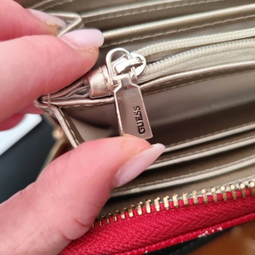 Guess wallet used, red