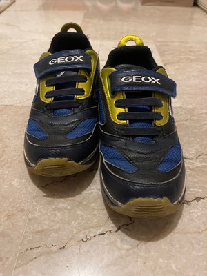 Παιδικά παπούτσια GEOX