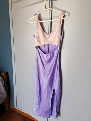 Satin dress like new with thigh and belly cutouts, small multicolor