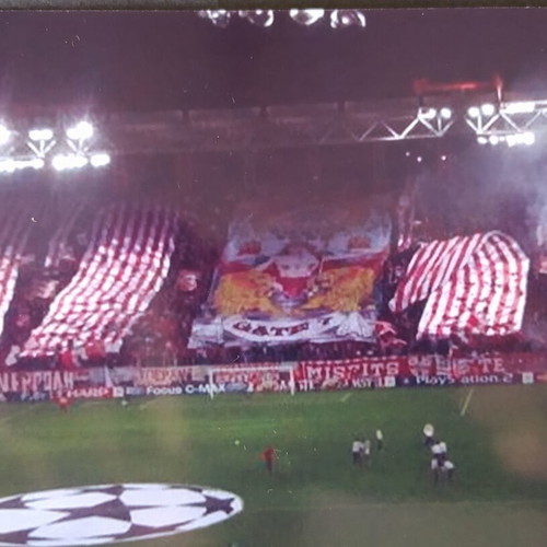 Olympiacos authentic photo like new