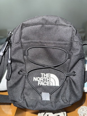 Ανδρική τσάντα ώμου χιαστί The North Face μαύρο σαν καινούργιο