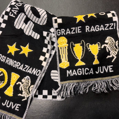 90’s Juventus Scarf