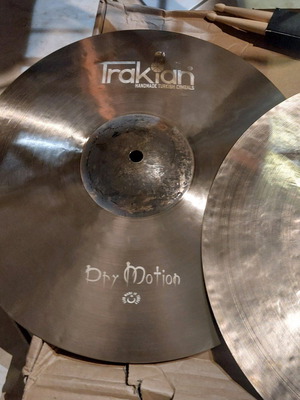 HI-HAT 14", σφυρηλατο, χειροποίητο,ΕΠΑΓΓΕΛΜΑΤΙΚΌ +ΣΠΑΝΙΟ, TRAKIAN TURKEY, DRY MOTION.