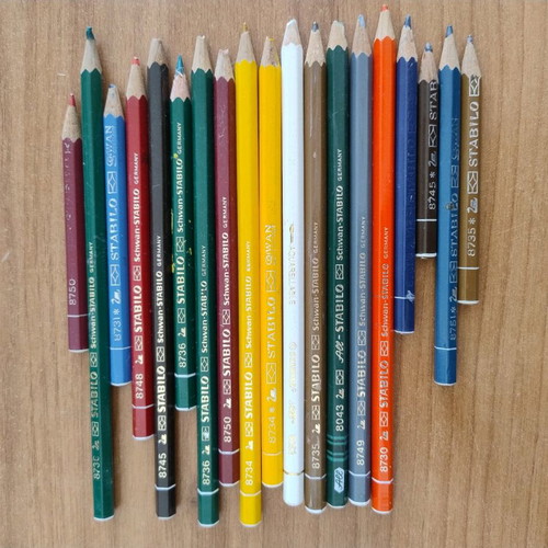 Schwan Stabilo Colored Pencils pack of 19 used
