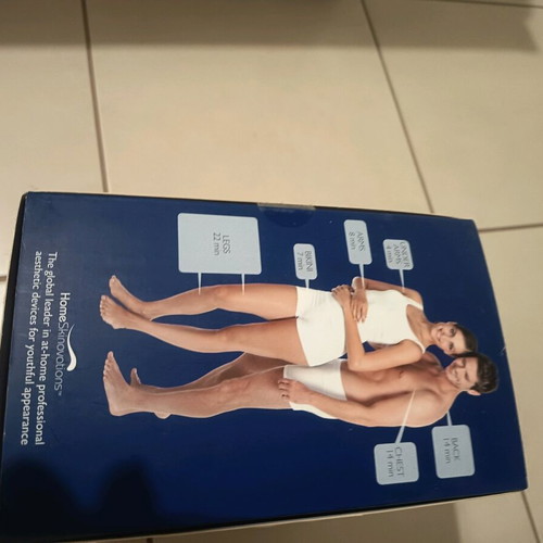 Silk'n Flash & Go Luxx Premium hair removal device like new with 200,000 pulses and face heads