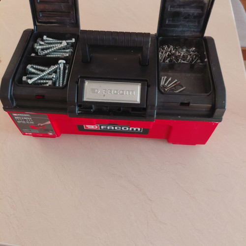 Facom toolbox like new