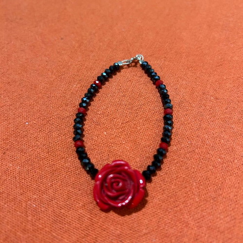 Vintage bracelet with red rose new
