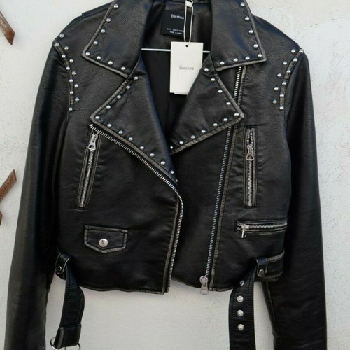 Bershka studded distressed faux leather - 49,90 - Vendora.cy Bershka studded distressed faux leather - 49,90 - Vendora.cy