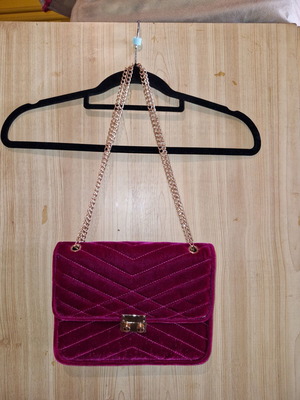 Velvet shoulder bag new, fuchsia color