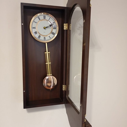 Classic Wooden Wall Clock 70s quartz like new