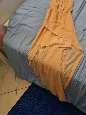 Φόρεμα Zara μέγεθος S σαν καινούργιο, μπεζ με ουρά