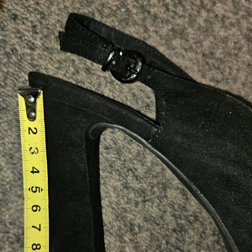 Marco Tozzi sandals size 39 like new, black