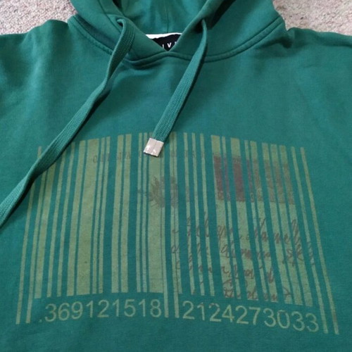 Nhivuru hooded sweatshirt size M used, green