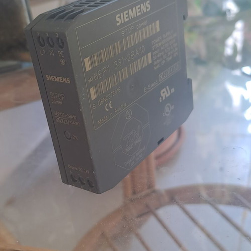 Siemens SITOP power supply 240V to 24V DC