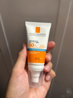 La Roche-Posay Anthelios Uvmune 400 sunscreen new