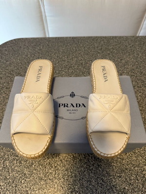 Prada sandals white leather size 37 like new